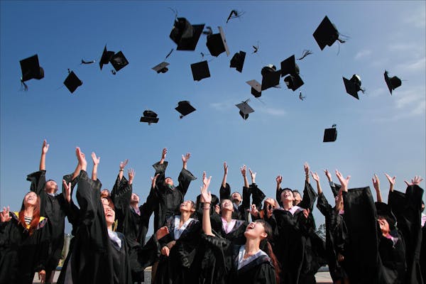 Commencement Software